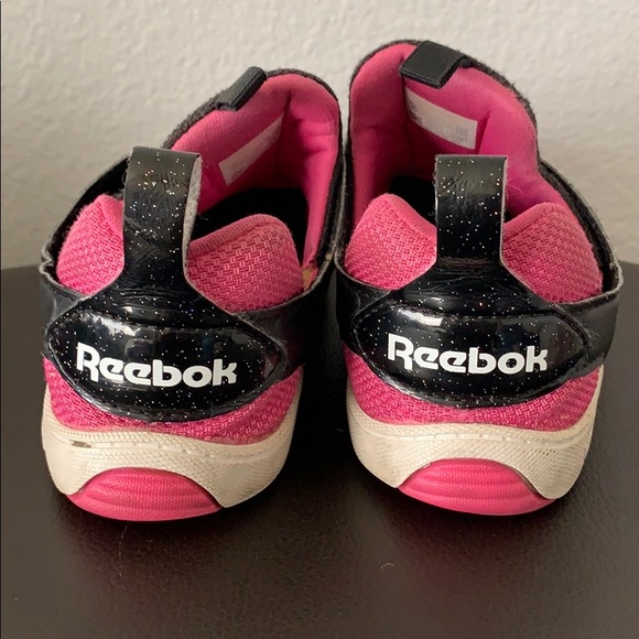Girls Reebok shoes - Picture 3 of 7